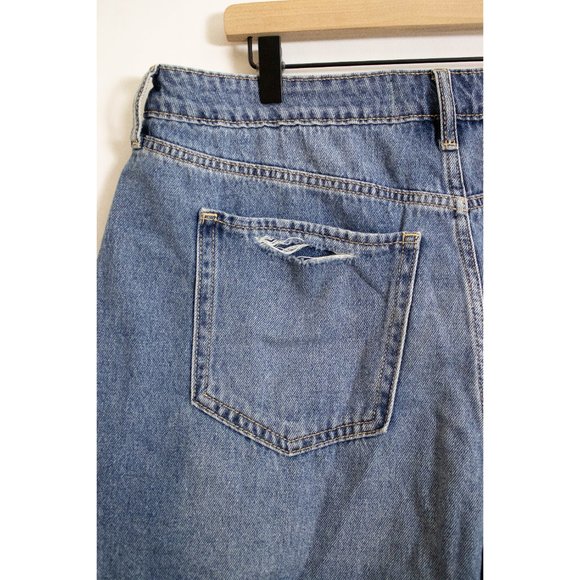 NWT Hollister Ultra High Rise Vintage Relaxed Mom Short Distressed Denim 17 - Picture 3 of 15
